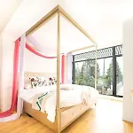 Tinghai Boutique Hostel